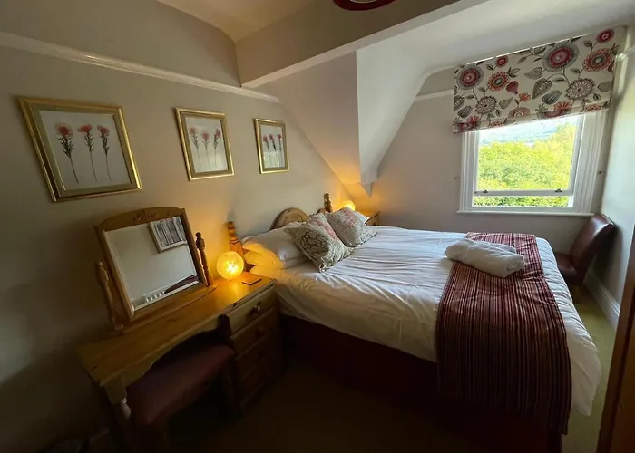 Ouse Bridge House